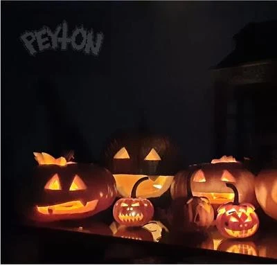 Spooky Scary Skeletons 專輯 Peyton