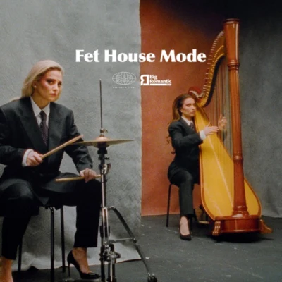 Rebecca & FionaKornel Kovacs Fet House Mode