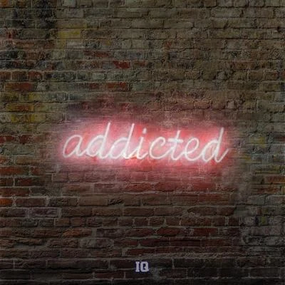 Addicted to the Lights 專輯 IQ/Scratch/Mash Up International