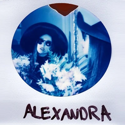 Alexandra 專輯 Allie X