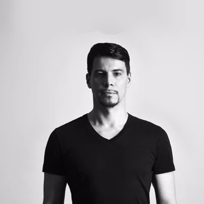 Thomas Gold 歌手