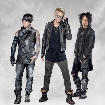 歌手 Sixx:A.M.