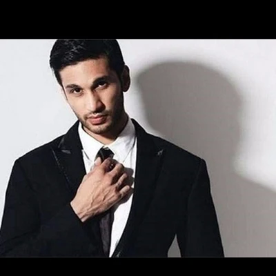 歌手 Arjun KanungoAnirudh Ravichander