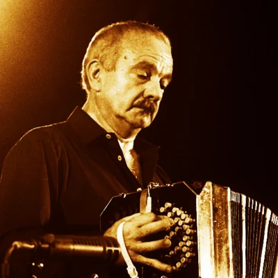 歌手 Astor Piazzolla