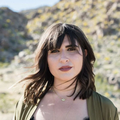 Emily Warren 歌手