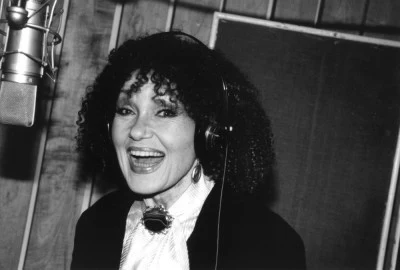 Cleo Laine 歌手