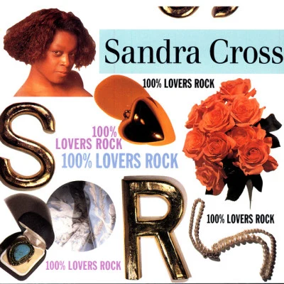 歌手 Sandra Cross