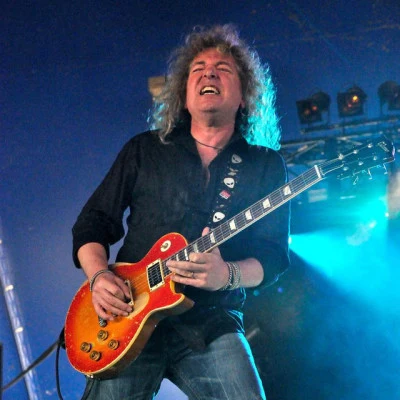 Dave Meniketti 歌手