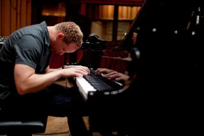 Craig Taborn 歌手