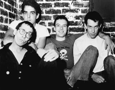 歌手 Dead Kennedys