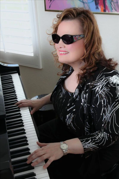 Diane Schuur 歌手