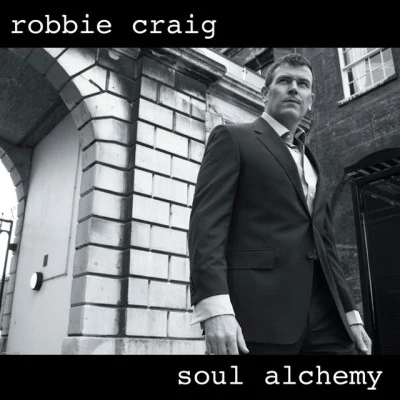 歌手 Robbie CraigArtful DodgerCraig David