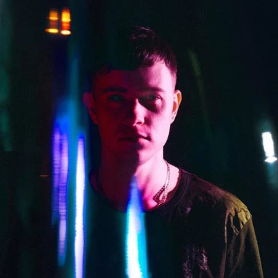 Rustie 歌手