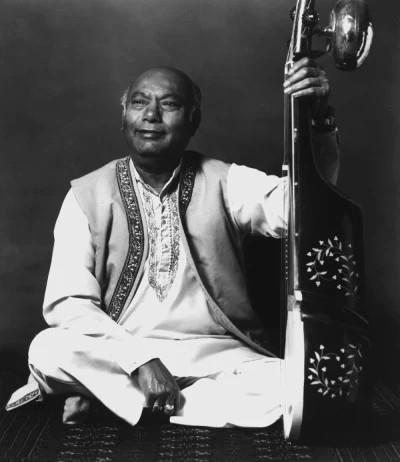 Ali Akbar Khan 歌手