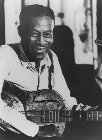 Son House/Willie Brown/William Brown/David Edwards/Willie Blackwell Negro Blues and Hollers