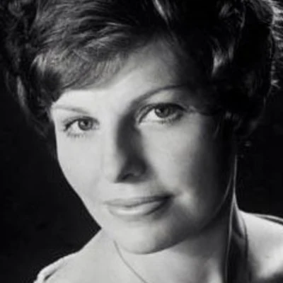 Yvonne Minton 歌手