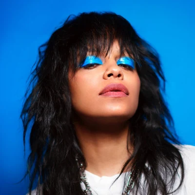 Fefe Dobson 歌手