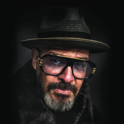 歌手 Barry Adamson