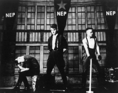 Nitzer Ebb 歌手