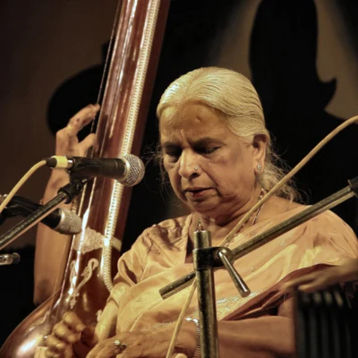 Girija Devi 歌手