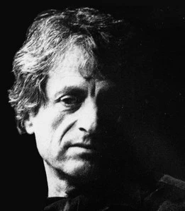 Iannis Xenakis 歌手